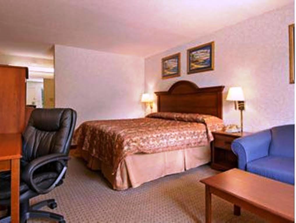 Baymont By Wyndham Troy Hotel Kültér fotó